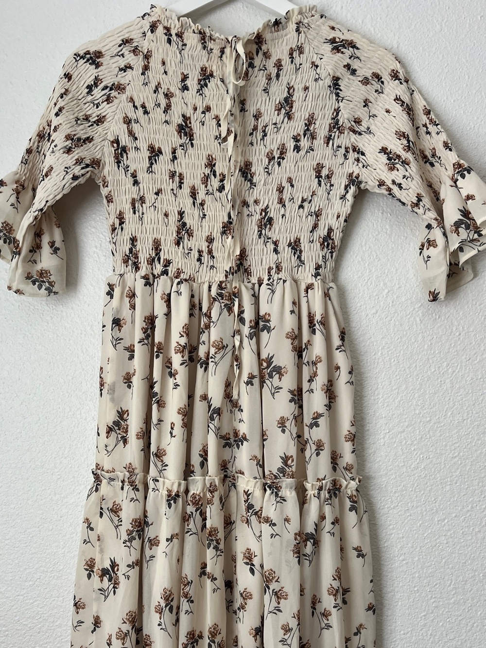 JessaKae Wandering Willoughby Floral Smocked Tiered Maxi Dress Cream Small - Picture 5 of 15